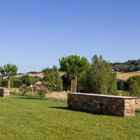 Logis Et Restaurant La Bombardiere Hotel 3*