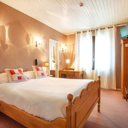 Logis Et Restaurant La Bombardiere 3*