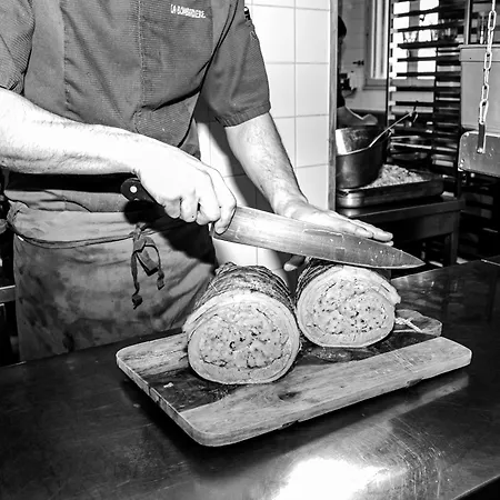 Logis Et Restaurant La Bombardiere Hotel Cuq-Toulza