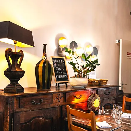 Logis Et Restaurant La Bombardiere 3*