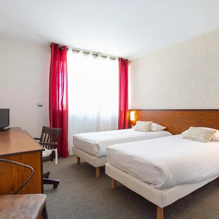 Logis Et Restaurant La Bombardiere מלון Cuq-Toulza